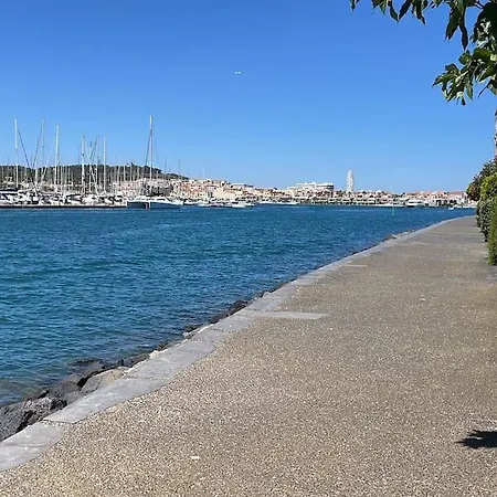 Escapade Sur L'ile Des Pecheurs Apartamento *